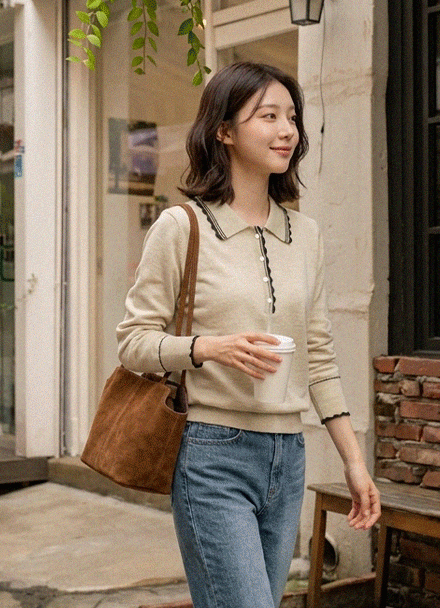 물결 배색 보들 카라 니트